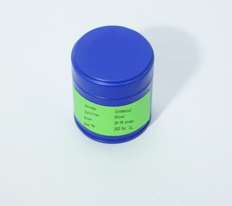 30 grams packing matcha tins with sticker label
